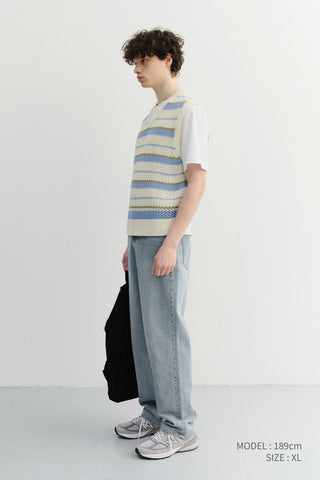 UNISEX CHUNKY STRIPED KNIT VEST SOFT BLUE - Dunst
