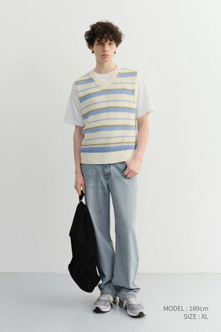 UNISEX CHUNKY STRIPED KNIT VEST SOFT BLUE - Dunst