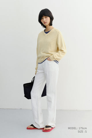 UNISEX V-NECK SWEATER BUTTER - Dunst