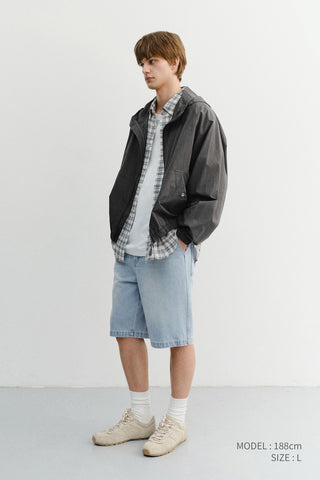 PLEATED BERMUDA DENIM SHORTS LIGHT BLUE