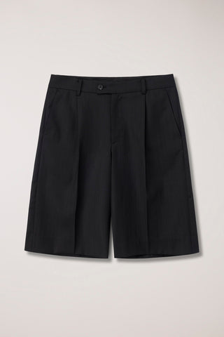 PLEATED BERMUDA SHORTS BLACK