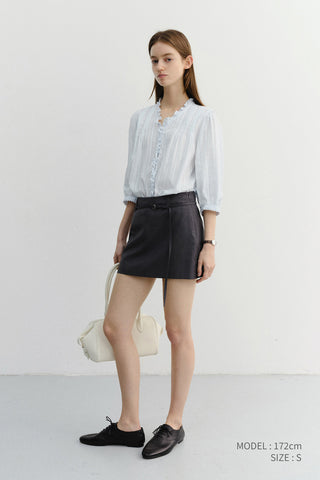 JANE FRILL BLOUSE SOFT BLUE