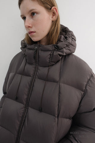 UNISEX HOODED VOLUME GOOSE DOWN JACKET DARK BROWN