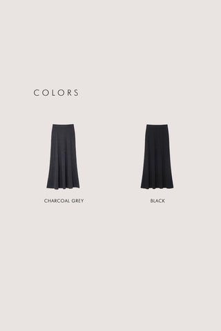 KNITTED MAXI SKIRT BLACK