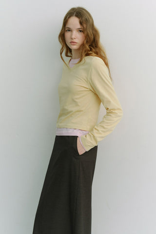 ESSENTIAL PETIT V-NECK T-SHIRT BUTTER