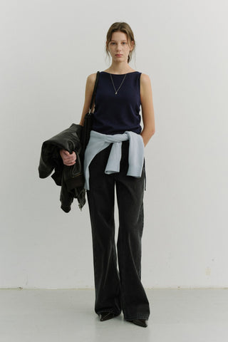 RELAXED FLARED JEANS BLACK