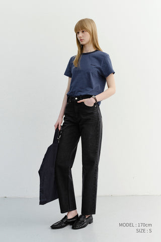ESSENTIAL CROPPED JEANS BLACK