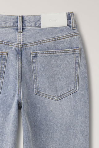 RELAXED FLARED JEANS LIGHT BLUE