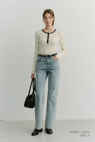 BUTTONED ROUND-NECK KNIT TOP CREAM
