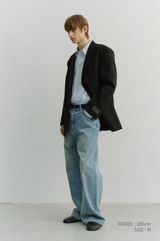 SEMI FLARED JEANS LIGHT BLUE