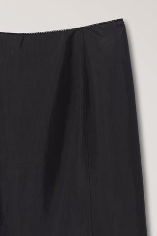 H-LINE LACED MIDI SKIRT BLACK