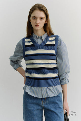 UNISEX CRAFTED STRIPED KNIT VEST BLUE CREAM