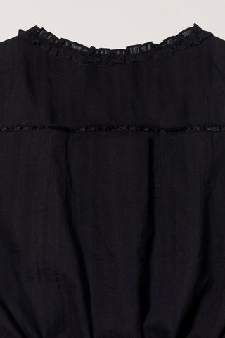 FRILL SLEEVELESS BLOUSE BLACK