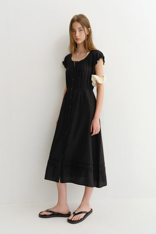 SLEEVELESS SHIRRING DRESS BLACK