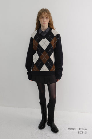 [SULLYOON PICK] UNISEX HAIRY ALPACA ARGYLE SWEATER NAVY
