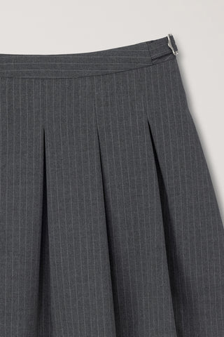 PLEATS MINI SKIRT GREY STRIPE