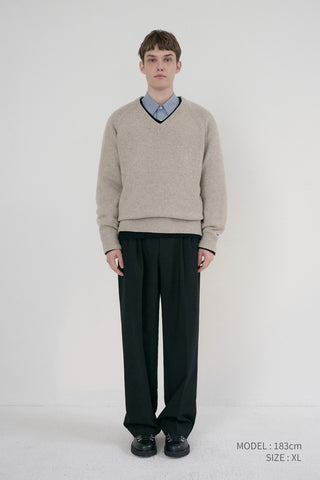 UNISEX SOFT VOLUME V-NECK SWEATER LIGHT PEBBLE