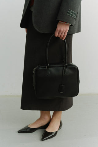 CLASSIC 28 LEATHER BAG BLACK