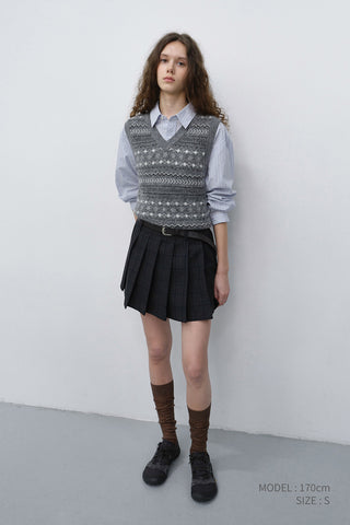 UNISEX CRAFTED V-NECK KNIT VEST GREY