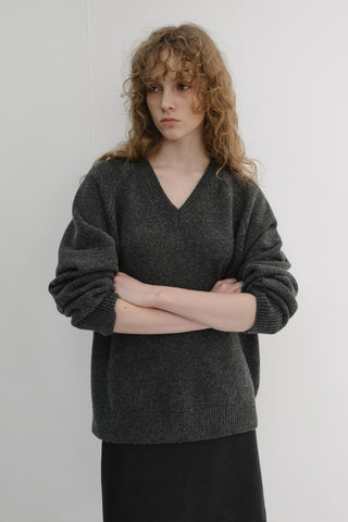 UNISEX SOFT VOLUME V-NECK SWEATER CHARCOAL GREY
