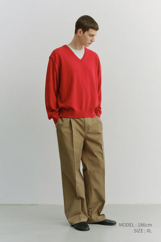 UNISEX SOFT V-NECK SWEATER TOMATO RED