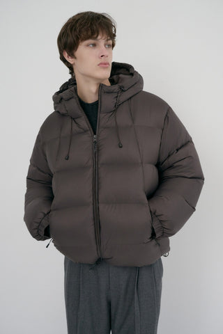 UNISEX HOODED VOLUME GOOSE DOWN JACKET DARK BROWN