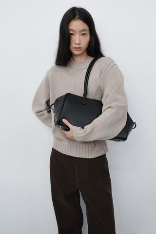 SOFT FRAME SHOULDER BAG BLACK
