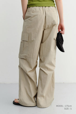 UTILITY PARACHUTE PANTS BEIGE