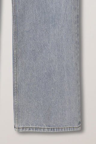 RELAXED FLARED JEANS LIGHT BLUE