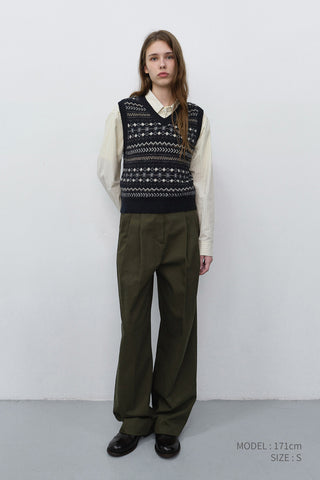 UNISEX CRAFTED V-NECK KNIT VEST NAVY