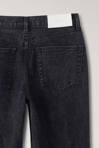RELAXED FLARED JEANS BLACK