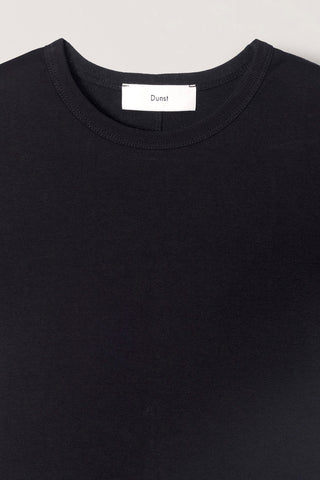 ESSENTIAL T-SHIRT BLACK