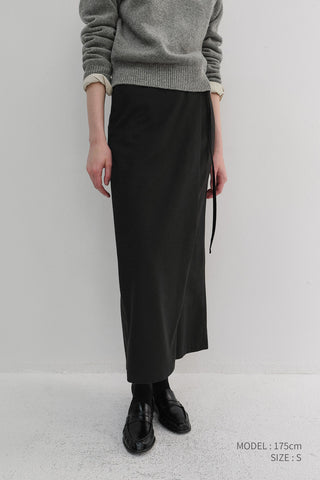 MAXI WRAP SKIRT BLACK