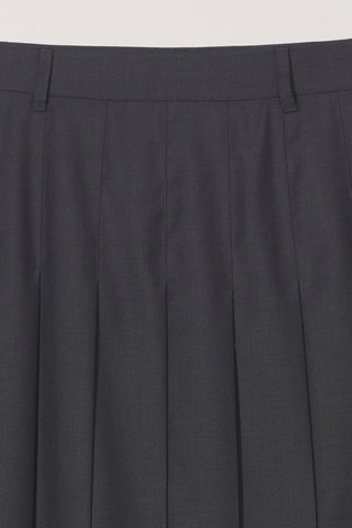 PLEATS LONG SKIRT CHARCOAL GREY