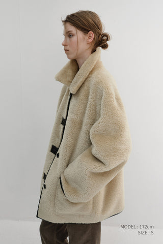UNISEX REVERSIBLE SOFT SHEARLING HALF JACKET BLACK