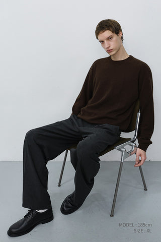 UNISEX ESSENTIAL CREWNECK SWEATER BROWN