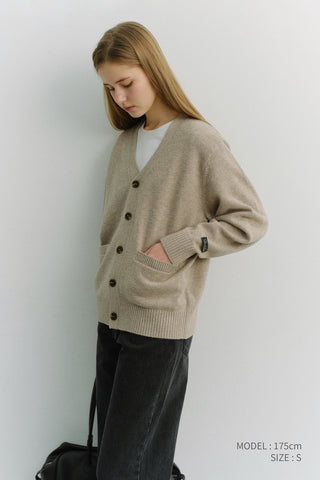 UNISEX BOYFRIEND KNIT CARDIGAN OATMEAL BEIGE
