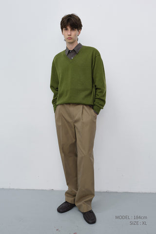 UNISEX CASHMERE V-NECK SWEATER OLIVE GREEN