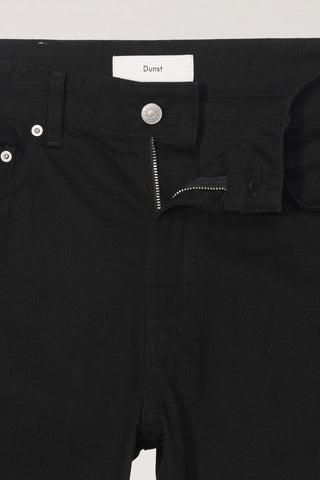 ESSENTIAL LOOSE JEANS BLACK
