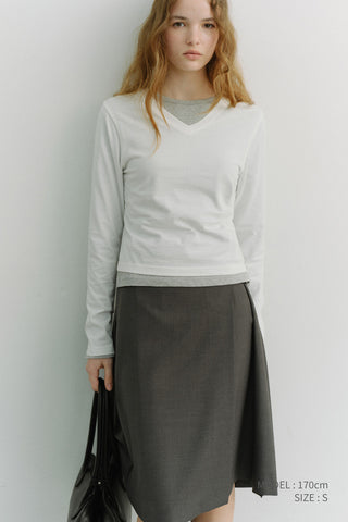 ESSENTIAL PETIT V-NECK T-SHIRT OFF WHITE
