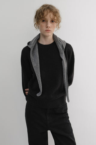 UNISEX SHAGGY DOG SWEATER BLACK
