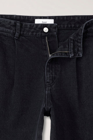 PLEATED BERMUDA DENIM SHORTS BLACK