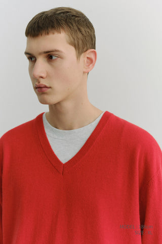 UNISEX SOFT V-NECK SWEATER TOMATO RED