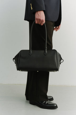 SOFT FRAME SHOULDER BAG BLACK