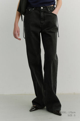 RELAXED FLARED JEANS BLACK