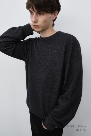 UNISEX ESSENTIAL CREWNECK SWEATER CHARCOAL GREY