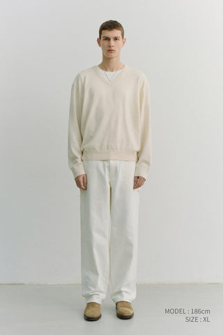 UNISEX SOFT V-NECK SWEATER IVORY