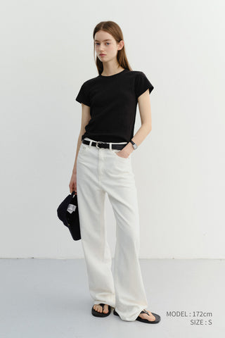 ESSENTIAL T-SHIRT BLACK