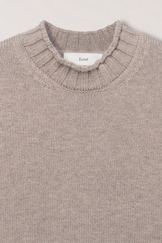 UNISEX CHUNKY ROLL NECK SWEATER LIGHT PEBBLE
