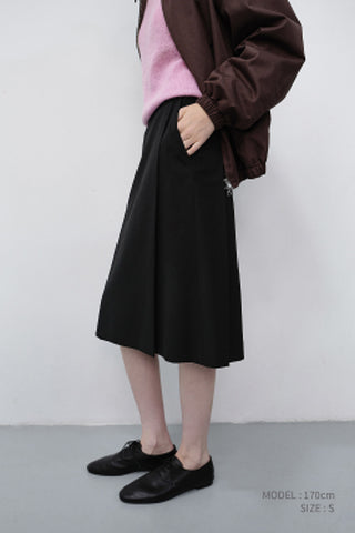 PLEATS MIDI WRAP SKIRT BLACK